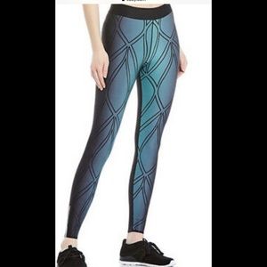 Cor leggings designed by Ultracor